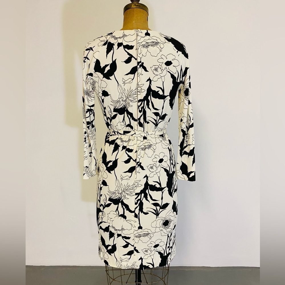 Vintage 1970s Dress, Loomtogs Brand Long Sleeve Dress with Black & White Floral - Picture 7 of 12
